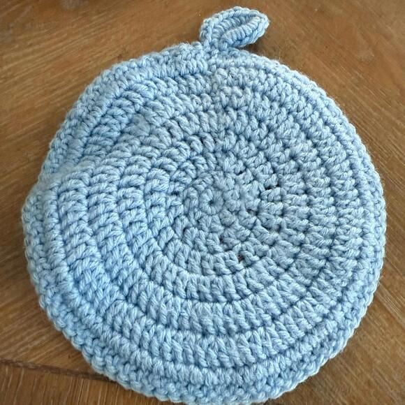 Lot Of 4 Crocheted Trivets /Potholders One Has Loop For Hanging - Picture 8 of 9